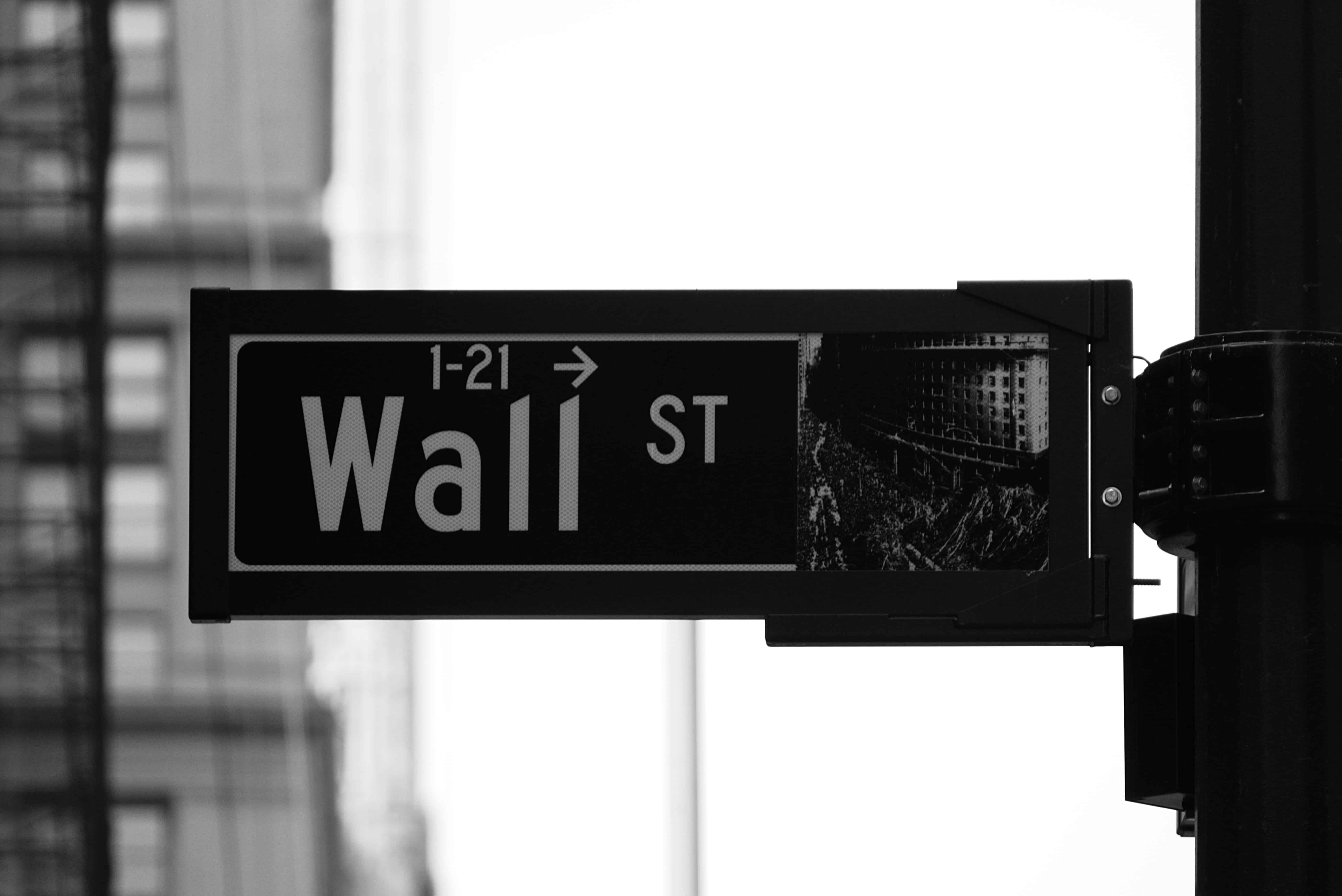 The Wisdom of Blue-Chip Stocks: Howard Rosman's Prudent Path to Wealth